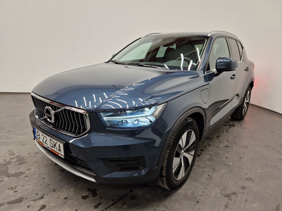 VOLVO XC40 VOLVO XC40